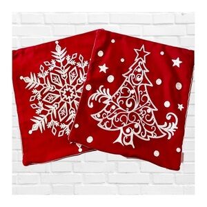 Pair of Christmas Red & White Snowflake & Tree Cotton Canvas Pillow Cove…